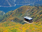 紅葉のタンボ平と立山ロープウェイ