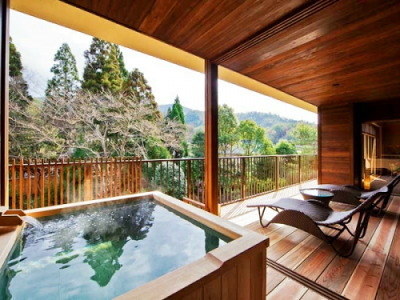 京YUNOHANA RESORT 翠泉